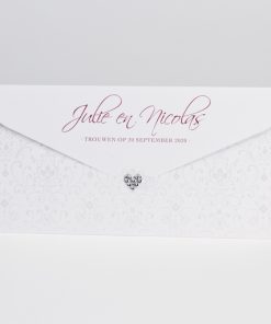 Sierlijke pochettekaart met parelhart