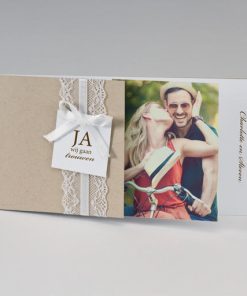 Rechthoekige fotokaart in eco met detail in kant