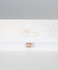 Witte clutch met confetti in goudfolie Wij trouwen