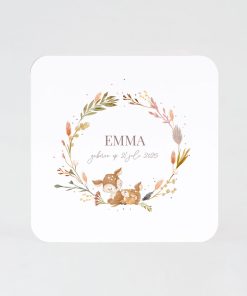 Lief geboortekaartje bambi in droogbloemenkrans