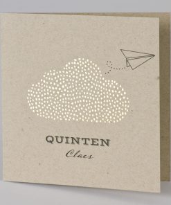 Kraft geboortekaart met wolk in goudfolie