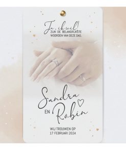 Huwelijkskaart - Sierlijke handen met ringen