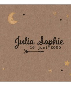 Trendy geboortekaartje met uittrekbaar inlegvel en touwtje met labeltjes